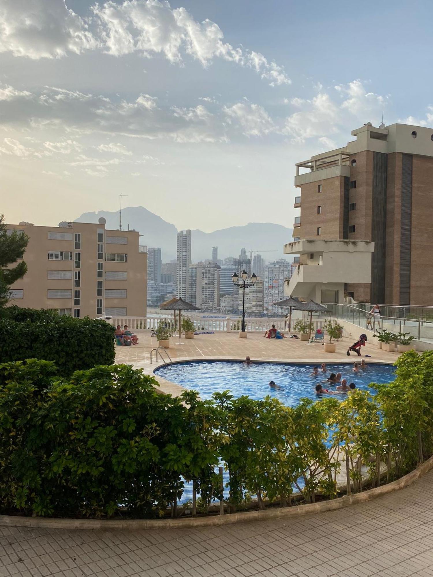 Trinisol II Private Apartments With Sea View Benidorm Exteriör bild