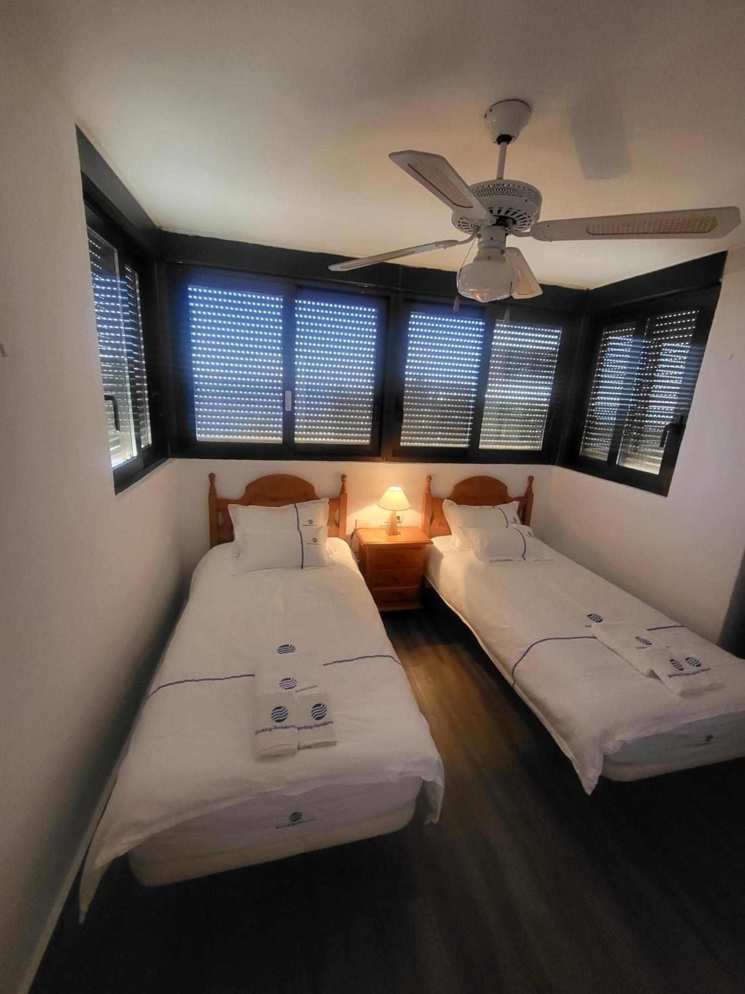 Trinisol II Private Apartments With Sea View Benidorm Exteriör bild